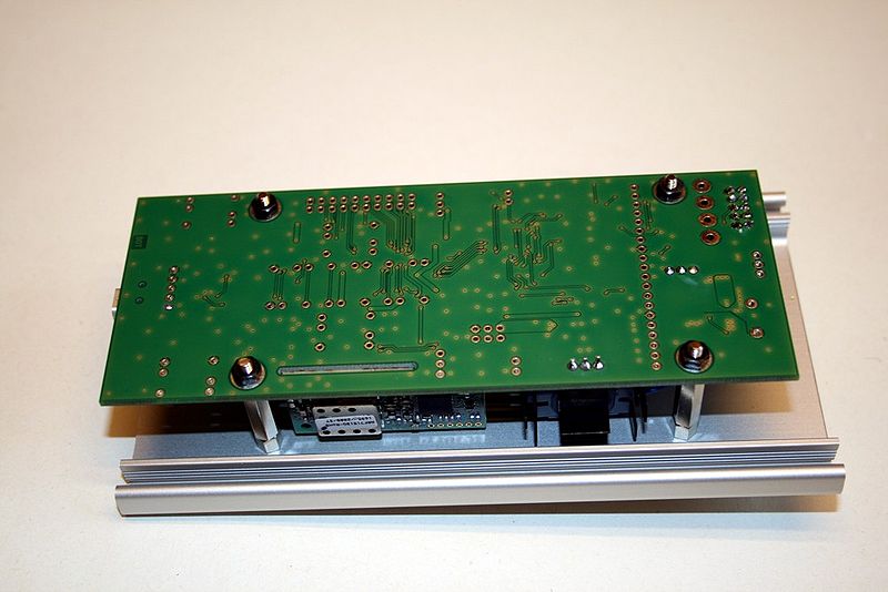 Datei:PC Comm mont.jpg