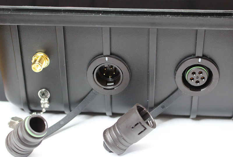 Datei:PHII Stecker aussen flach.jpg