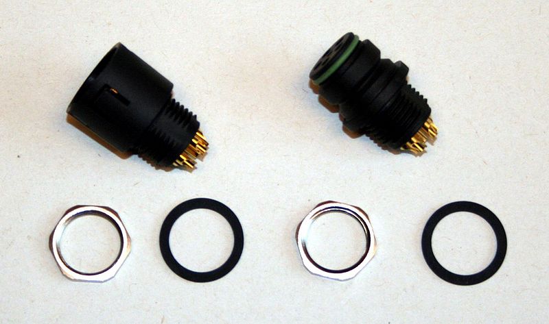 Datei:Modulstecker.jpg